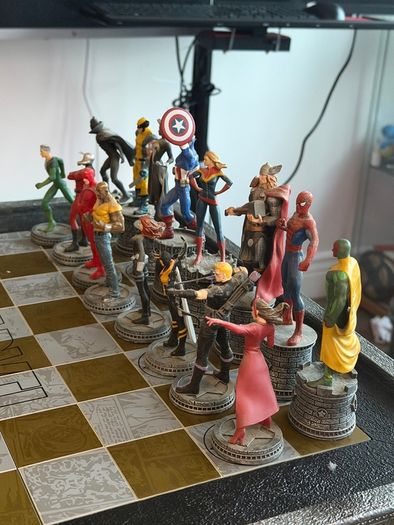 Eaglemoss Marvel Chess Collection