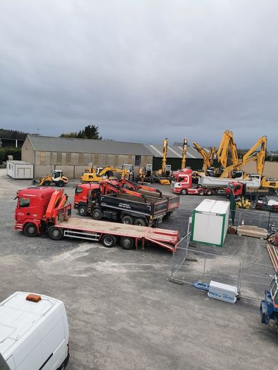 20ft Containers and Yard rental