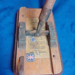 1920 Vintage Antique British "Ronuk" Heavyweight Floor Polishing Brush