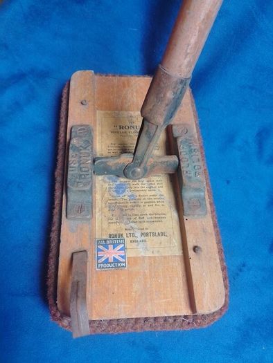 1920 Vintage Antique British "Ronuk" Heavyweight Floor Polishing Brush