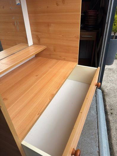 Vanity and Dresser Table