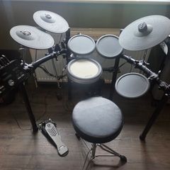 Yamaha DTX502 Electronic Drum Kit