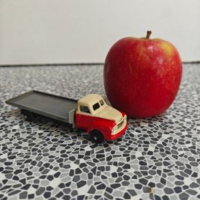 Dublo Dinky Meccano no. 066Bedford Flatbed Truck