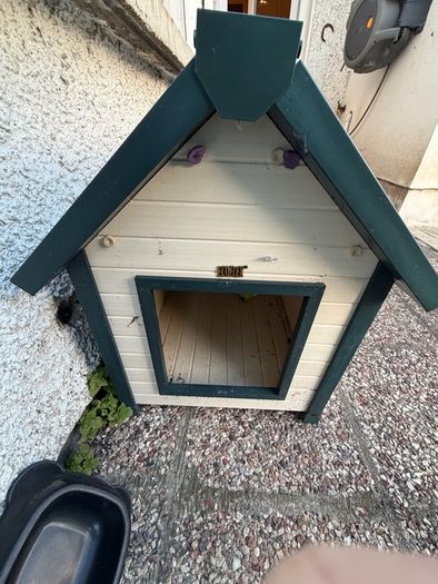 Small Dog Kennel