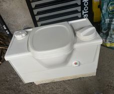 Thetford cassette toilet