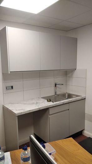 Handyman ,Builder, Carpenter, Flooring service, assemble furniture, installation roller,cornices