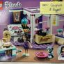 Lego Friends - Emma's Deluxe Bedroom Image 2