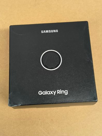 Genuine Samsung Galaxy Fitness Ring Charger Crystal Case Cradle Dock Different Sizes (New Open Box)