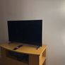 Philips 32" Smart TV (only 5 months old) Image 2
