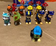 Paw Patrol - figures and vehicles