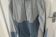 Monterrain wind breaker