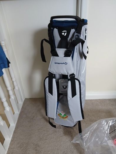 Taylormade carry bag Brand new