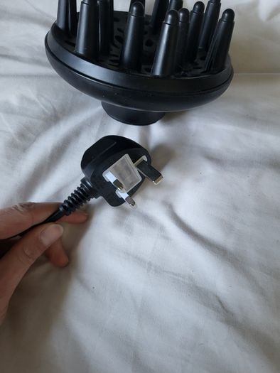 REMINGTON Shine Therapy hair dryer