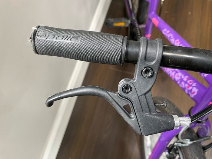Apollo Envy Junior Hybrid Bike 20" Wheel - Excellent Condition