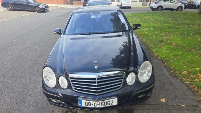 2008 Mercedes Benz E 200