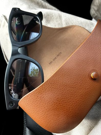 Rayban Gen 1 Meta Wayfer Glasses with HD Camera