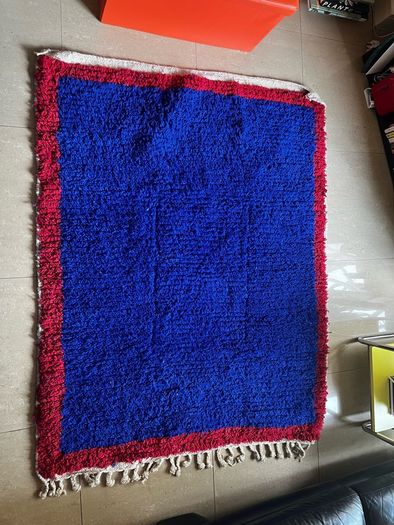 100% wool, hand tufted blue rug