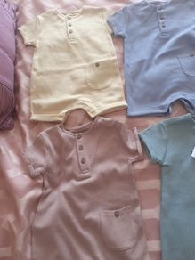New baby rompers from Next .4 pack size 0 to 3 months .Plus new dungareens from M.and S .Size 3/ 6months .15 euro the lot