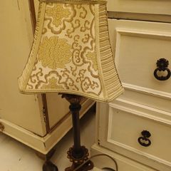 Table lamp
