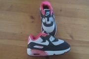 NIKE   size 6.5      euro 23.5