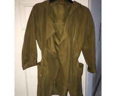 Vero Moda Olive Green Lightweight Jacket. Size 10