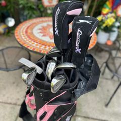 New ladies Slazenger golf bag and clubs