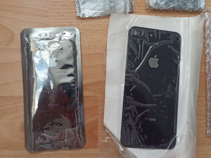Phone screens & other parts for older models