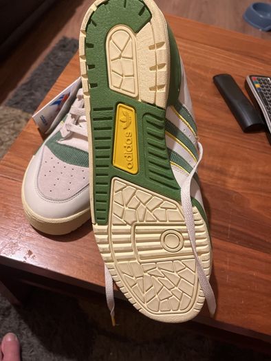 Adidas rivalry 86
