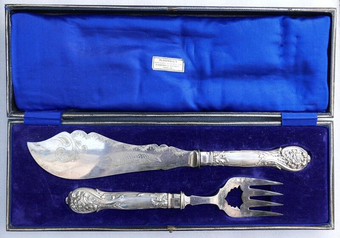 Antique Large Ornate Silver plate Fish server set McDowell's of Dublin Floral etched with original box
