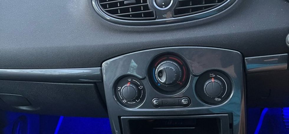 2008 Renault Clio (low miles) (carplay) (nct)