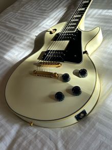 1987 Burny Les Paul Custom Alpine White Split Diamond Inlay