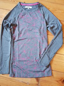 BNIP Size XS (8) Sports Top
