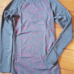 BNIP Size XS (8) Sports Top