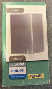 Philips Massive Cube Wall Light
