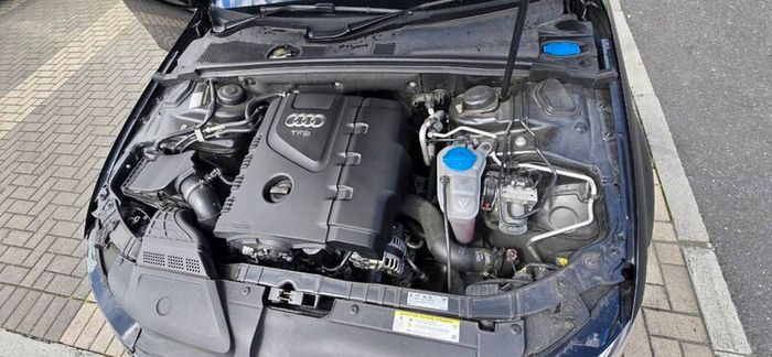 Audi A4 2013 2.0l TFSI Automatic S-Line