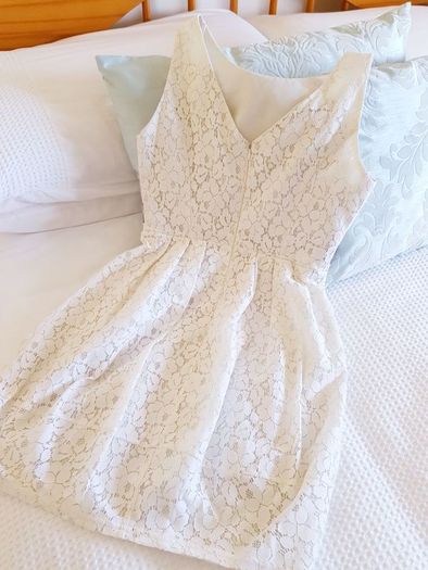 Off White Mini Dress - Size 6-8