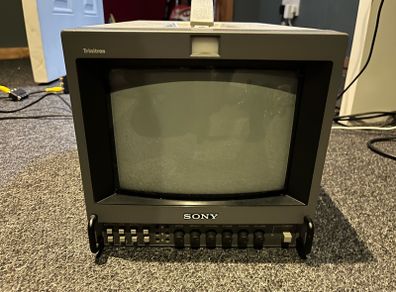 Sony Trinitron PVM 9042QM
