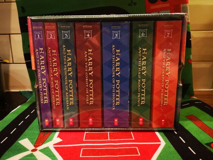 Harry Potter Complete Set US version in wraps