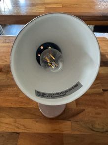 Desk lamp
