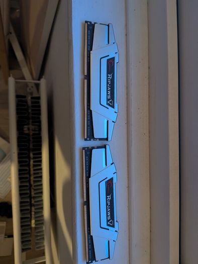RipJaws 16gb Ram DDR4