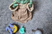 baby yoda toy