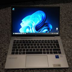 HP Elitebook 830 G8