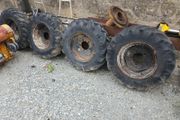 Dumper wheels and tyres x4