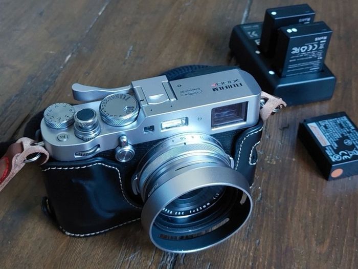 Fujifilm x100F + Extras