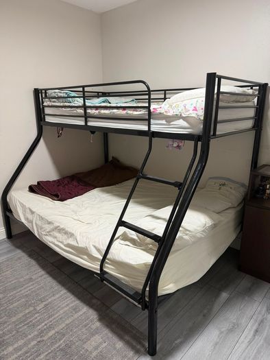 bunk bed