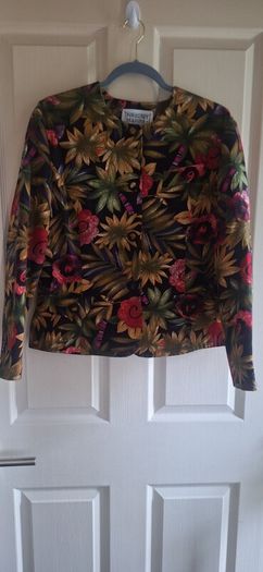 Womens Vibrant Botanical Print Tailored Jacket