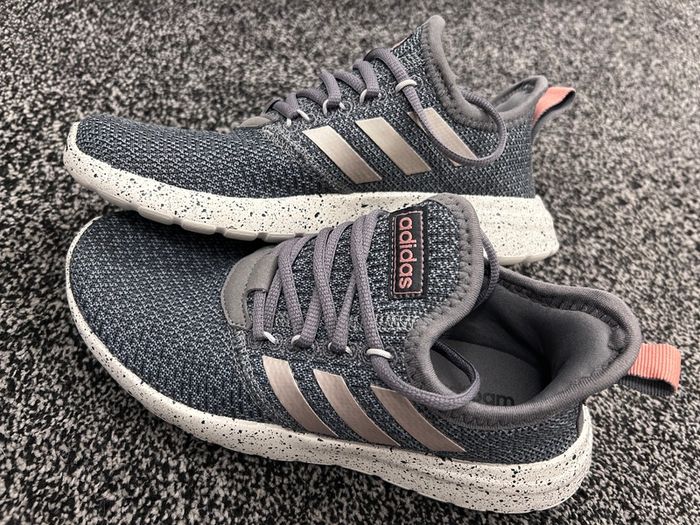 Adidas Lite Racer Size 3