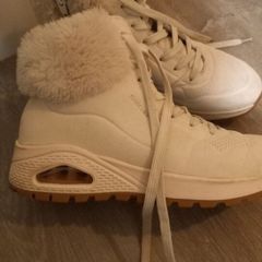 Sketchers Boots