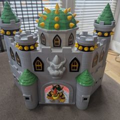 Nintendo Super Mario Deluxe Bowser Castle Playset