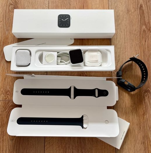 Apple Watch Series 5
